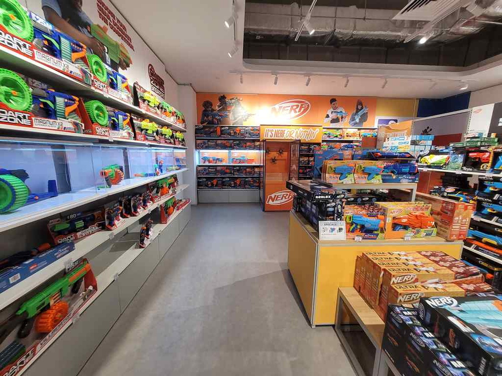 toys-r-us-vivocity-flagship-store-16