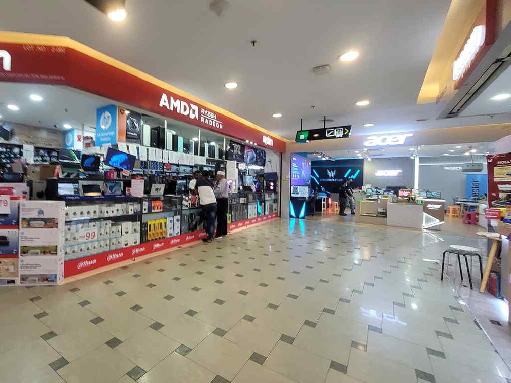 exploring-plaza-low-yat-kl-19