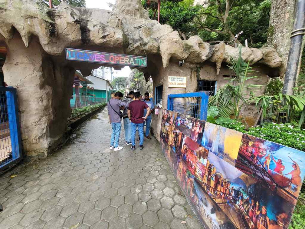 batu-caves-kl-selangor-malaysia-52