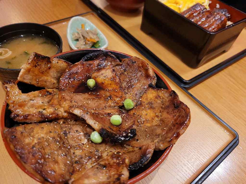 butahage-butadon-jap-suntec-05