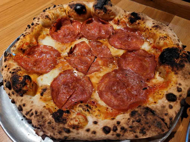 robertas-pizza-marina-bay-sands-04