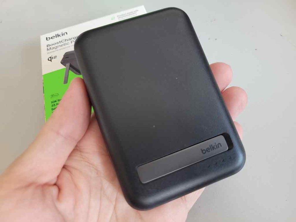 belkin-10k-magsafe-Qi2-powerbank-review-04