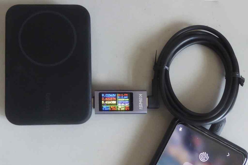 belkin-10k-magsafe-Qi2-powerbank-review-14