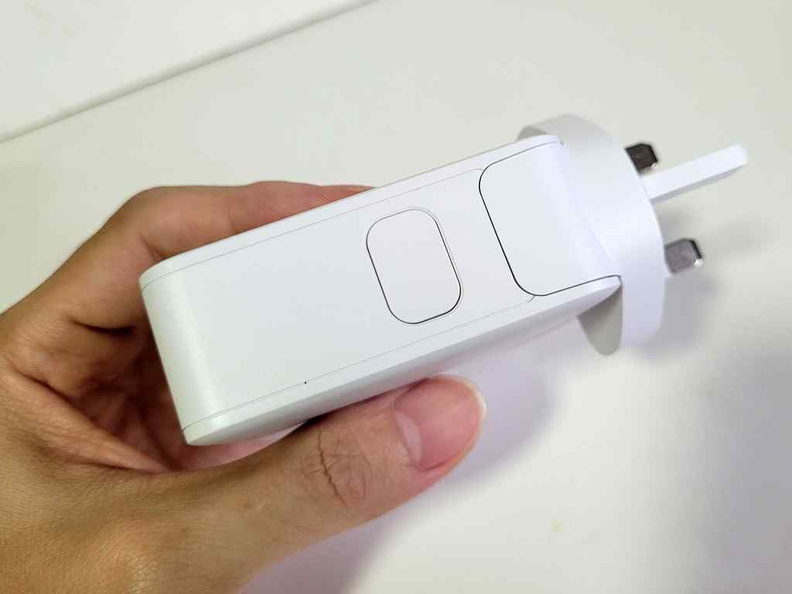 belkin-boostcharge-pro-140w-review-07
