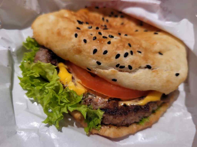 shiok-burger-restaurant-10