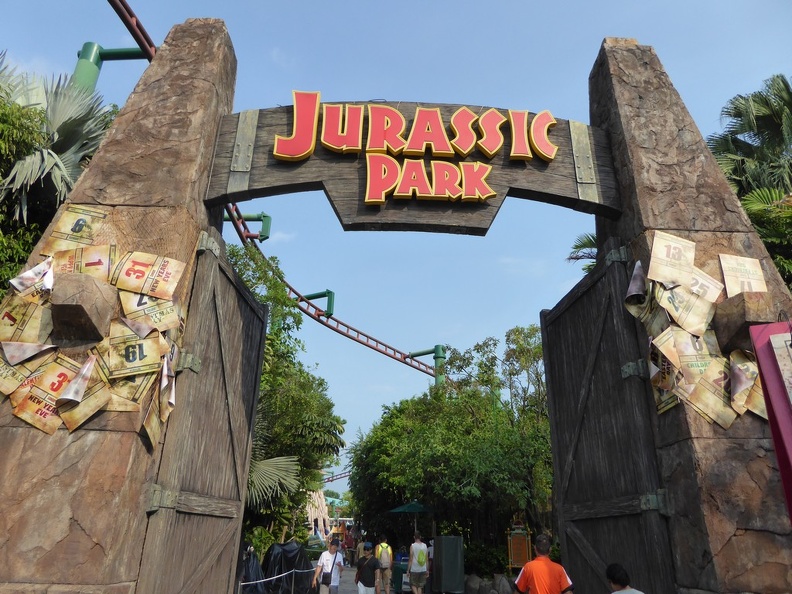 universal studio singapore jurassic park