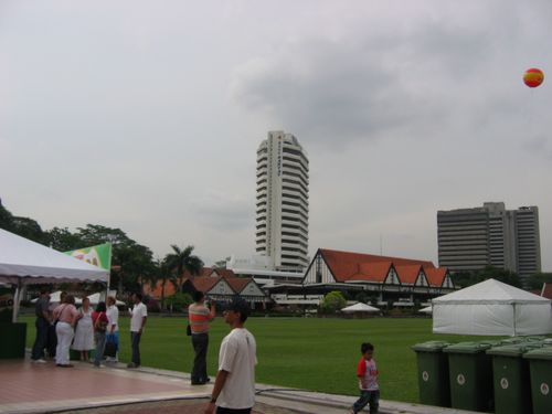 The milo booths and lottsa dustbins