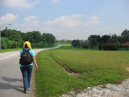 we saw ourselves making our way from pasir ris towards seletar airbase in the heat of the afternoon