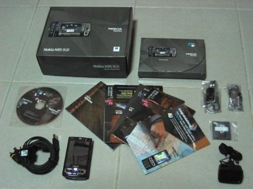 N95 8GB (Singapore)  accessories