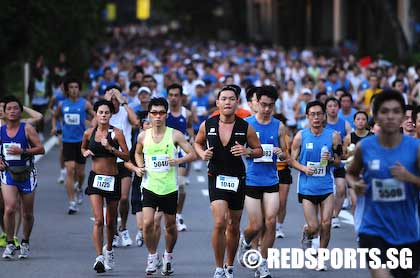 Shaun in the 2007 Standard Chartered Marathon (Photo by Redsports.sg)