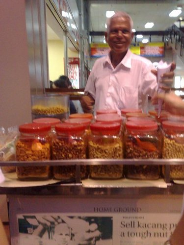 Kacang Puteh Man at Catay