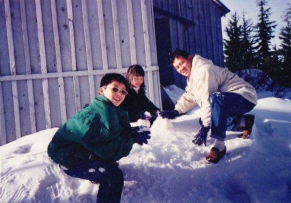 Quick get behing the snow fort!