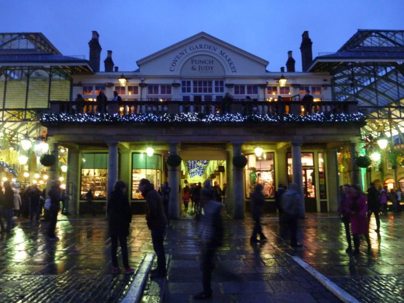 The market's main entrance where street performances are plenty