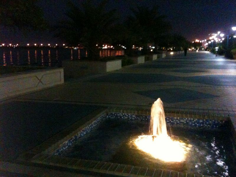 Niffy little sidewalk fountains, don't fall over!