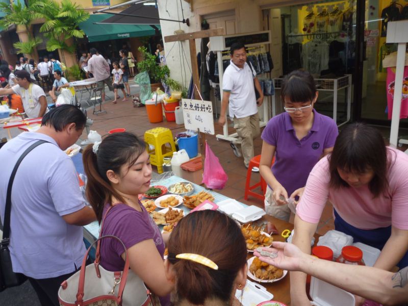 Place's a popular night market