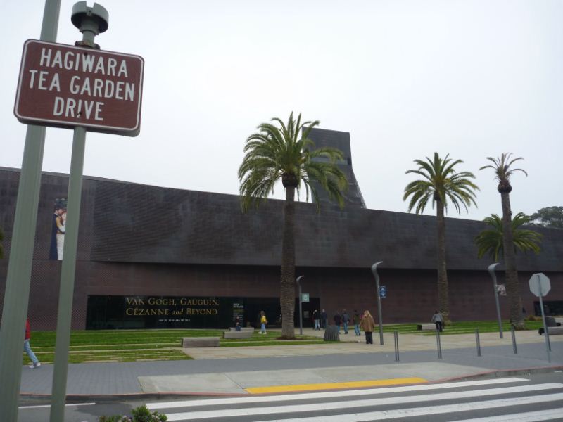 And now for the De young Museum!