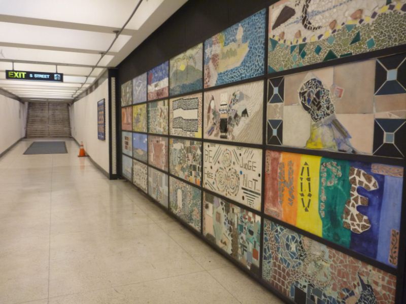 art murals in the bart metro