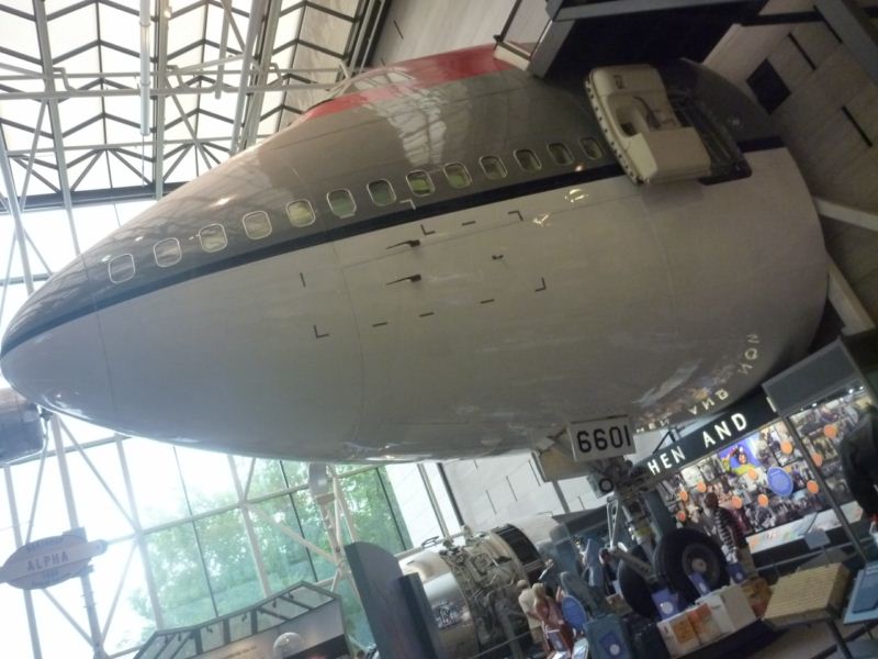 A decapitated 747