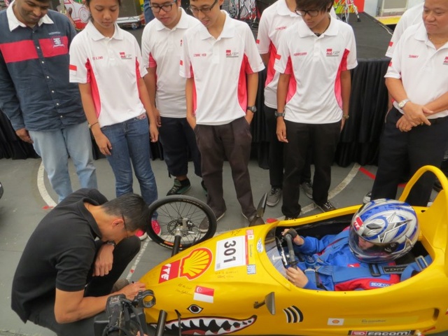 Signing the car