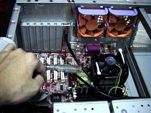 Build your own personal computer- Casing and motherboard