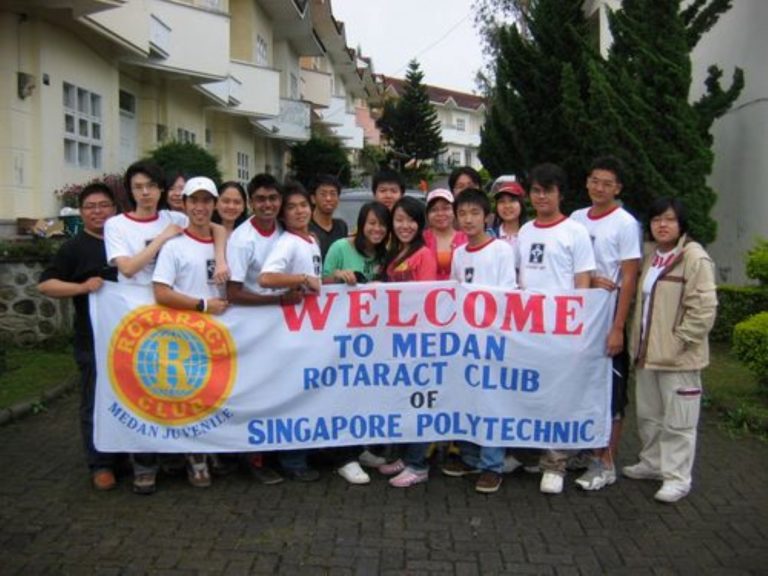 Rotaract Medan 2006 Trip Day 6 /6