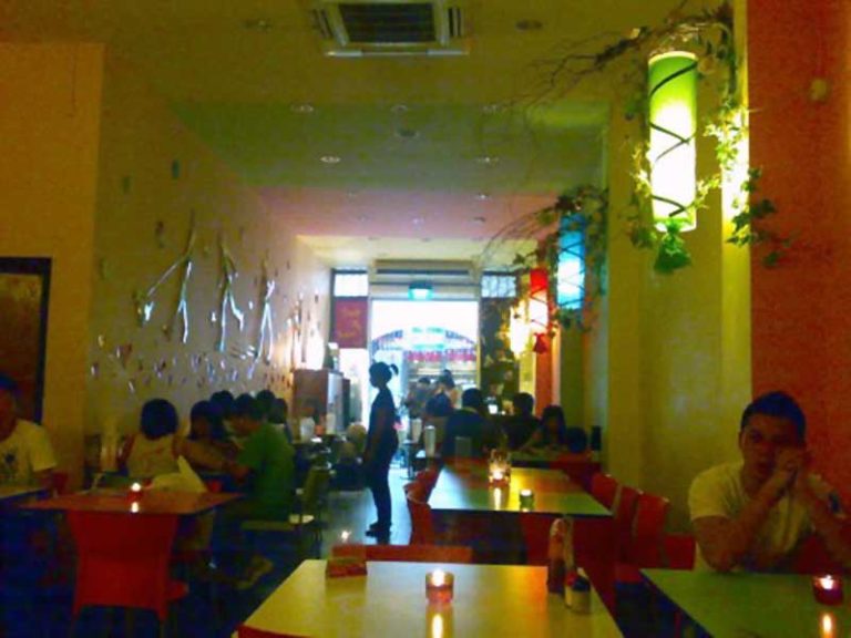 Dinner at Miss Clarity Cafe