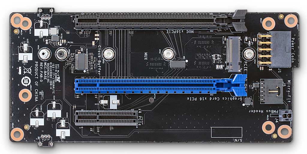 The mainboard board of every Compute unit, featuring two PCI-E 16x slots, one for the compute element and the other for an external non-included GPU