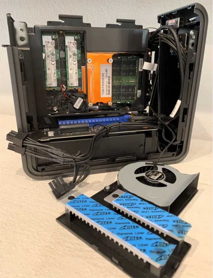 The innards of the new Intel compute element, requiring both RAM and M.2 storage to work