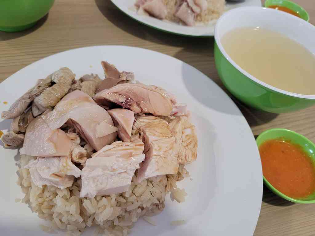 Generous servings of white chicken on your rice