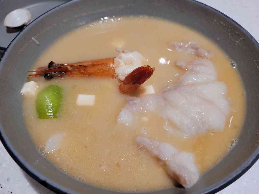 Milkfish Millennia walk Prawns Milkfish Signature Soup ($19.30) served with sliced fish in a brothy seafood soup